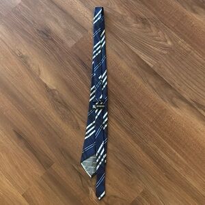 Burberry tie
